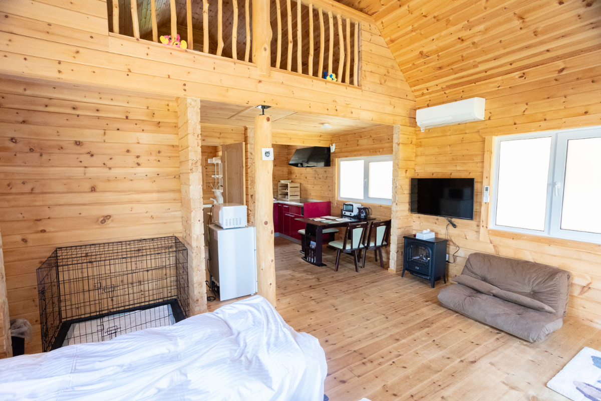 愛犬と一緒に泊まれるログハウス【ペット可】